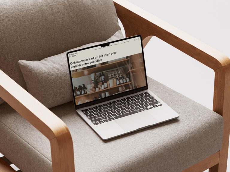 MacBook_on_Armchair_Mockup_1